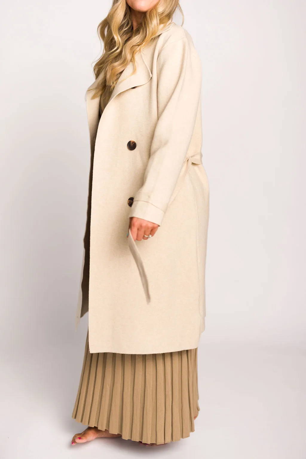 Cadenza Cashmere-Blend Peacoat in Oatmeal *LUXURY ITEM*